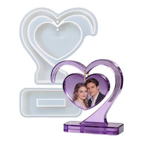 Purple heart-shaped photo display and its casting mould